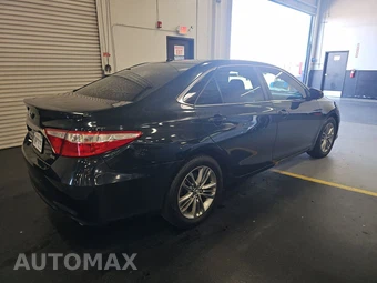 2017 Toyota Camry XSE - miniatura 4