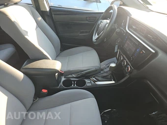 2017 Toyota Corolla 50th Anniversary Special Edition Sedan - miniatura 8