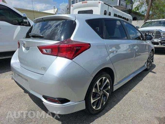 2017 Toyota Corolla iM Hatchback - miniatura 3