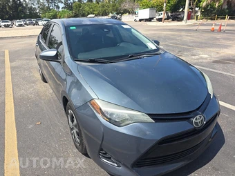 2017 Toyota Corolla L Sedan - miniatura 3