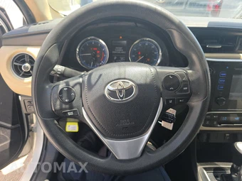 2017 Toyota Corolla LE Eco Sedan – miniatura 10