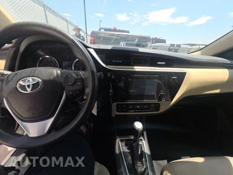 2017 Toyota Corolla LE Eco Sedan – miniatura 11