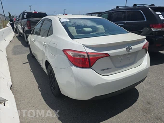 2017 Toyota Corolla LE Eco Sedan – miniatura 6