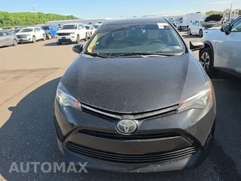 2017 Toyota Corolla LE Sedan - miniatura 2