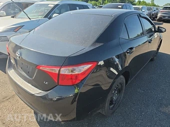 2017 Toyota Corolla LE Sedan - miniatura 4