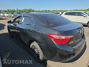2017 Toyota Corolla LE Sedan - miniatura 6