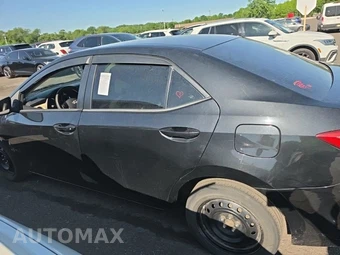 2017 Toyota Corolla LE Sedan - miniatura 7