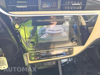 2017 Toyota Corolla LE Sedan - miniatura 10