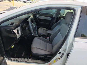 2017 Toyota Corolla LE Sedan – miniatura 7