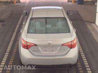 2017 Toyota Corolla LE Sedan - miniatura 5