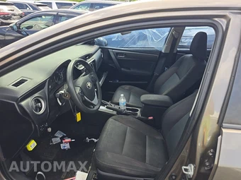 2017 Toyota Corolla LE Sedan - miniatura 7