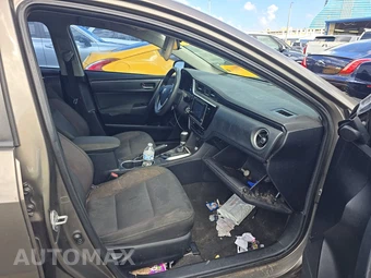 2017 Toyota Corolla LE Sedan - miniatura 8