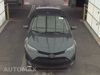 2017 Toyota Corolla LE Sedan – miniatura 2