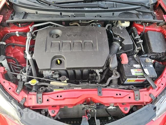 2017 Toyota Corolla LE Sedan – miniatura 15