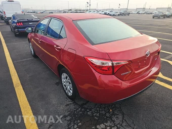 2017 Toyota Corolla LE Sedan – miniatura 6