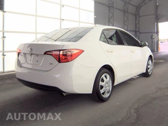 2017 Toyota Corolla LE Sedan - miniatura 4