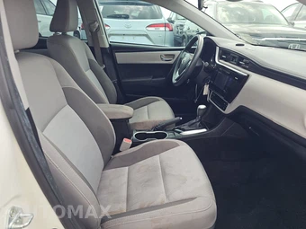 2017 Toyota Corolla LE Sedan - miniatura 8