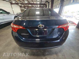 2017 Toyota Corolla LE Sedan – miniatura 5
