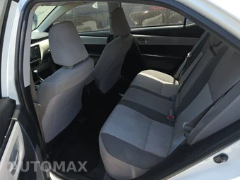 2017 Toyota Corolla LE Sedan – miniatura 13