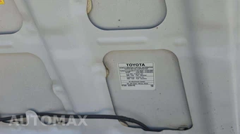 2017 Toyota Corolla LE Sedan – miniatura 18