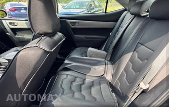 2017 Toyota Corolla LE Sedan - miniatura 16