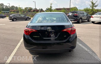 2017 Toyota Corolla LE Sedan - miniatura 8