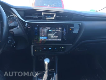 2017 Toyota Corolla LE Sedan – miniatura 11