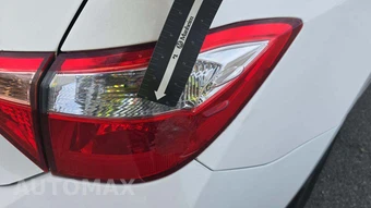 2017 Toyota Corolla LE Sedan – miniatura 17