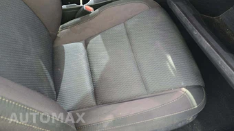2017 Toyota Corolla LE Sedan – miniatura 31