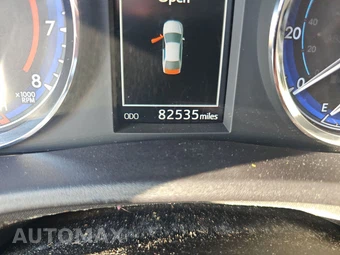 2017 Toyota Corolla SE Sedan – miniatura 12
