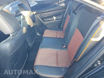 2017 Toyota Corolla SE Sedan – miniatura 13