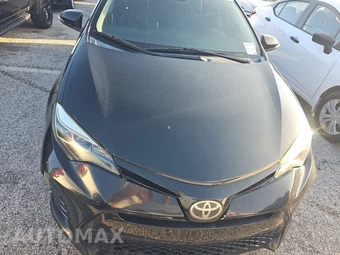 2017 Toyota Corolla SE Sedan – miniatura 2