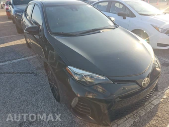2017 Toyota Corolla SE Sedan – miniatura 3
