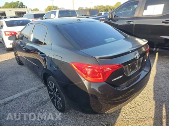 2017 Toyota Corolla SE Sedan – miniatura 6