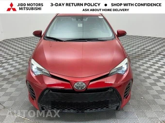 2017 Toyota Corolla SE Sedan - miniatura 2