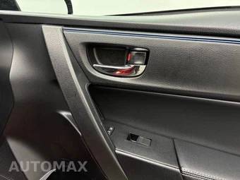 2017 Toyota Corolla SE Sedan - miniatura 30