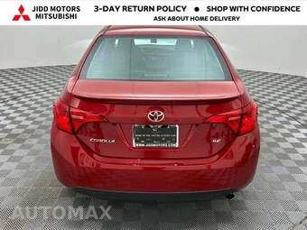 2017 Toyota Corolla SE Sedan - miniatura 5