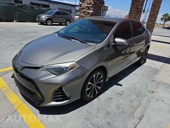 2017 Toyota Corolla SE Sedan