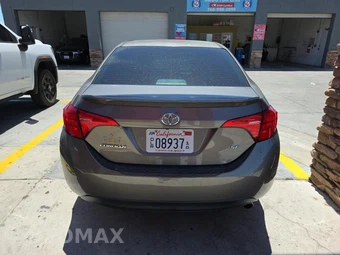 2017 Toyota Corolla SE Sedan – miniatura 5