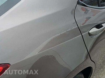 2017 Toyota Corolla SE Sedan – miniatura 34
