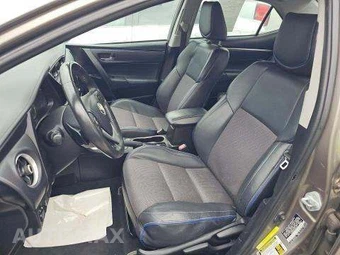 2017 Toyota Corolla SE Sedan – miniatura 6