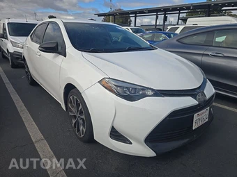 2017 Toyota Corolla SE Sedan - miniatura 3