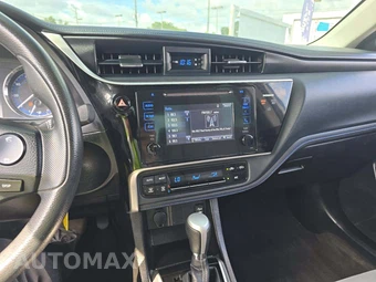 2017 Toyota Corolla SE Sedan – miniatura 10