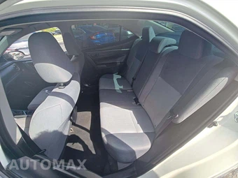 2017 Toyota Corolla SE Sedan – miniatura 13