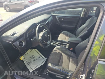 2017 Toyota Corolla SE Sedan – miniatura 7