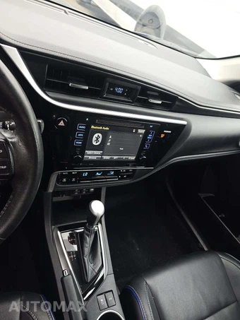 2017 Toyota Corolla XSE Sedan – miniatura 10