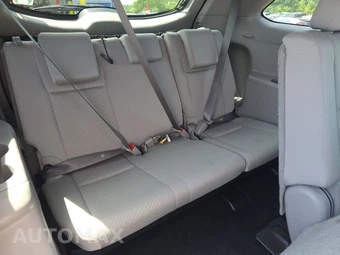 2017 Toyota Highlander LE – miniatura 14