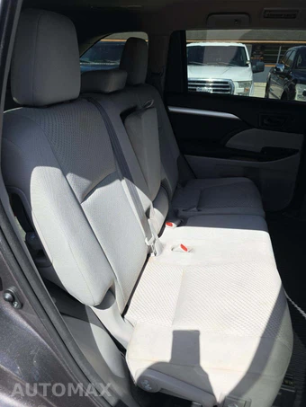 2017 Toyota Highlander LE – miniatura 17