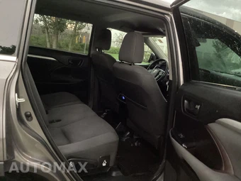 2017 Toyota Highlander LE - miniatura 12