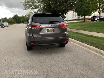 2017 Toyota Highlander LE - miniatura 6